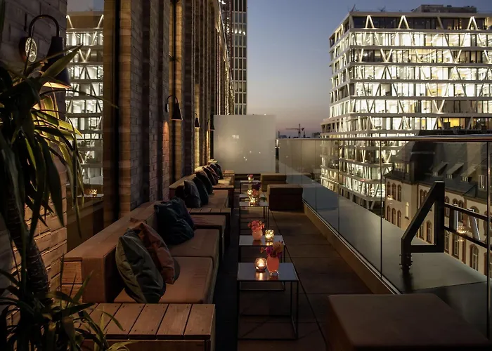 Hotell Amano Grand 4*