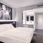 Hotel Amano Grand 4*