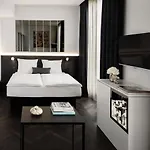 Amano Grand Hotel 4*