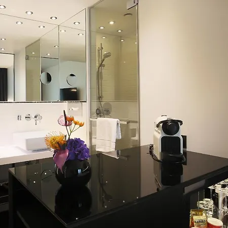 Amano Grand Hotel 4*