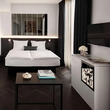 Amano Grand Otel 3*