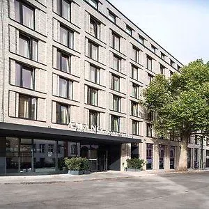 Hotel Amano Grand 4*