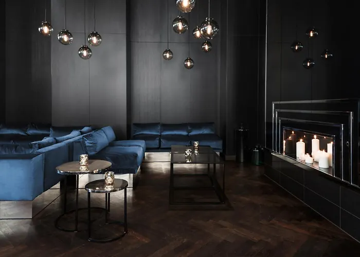 Hotel Amano Grand 4*